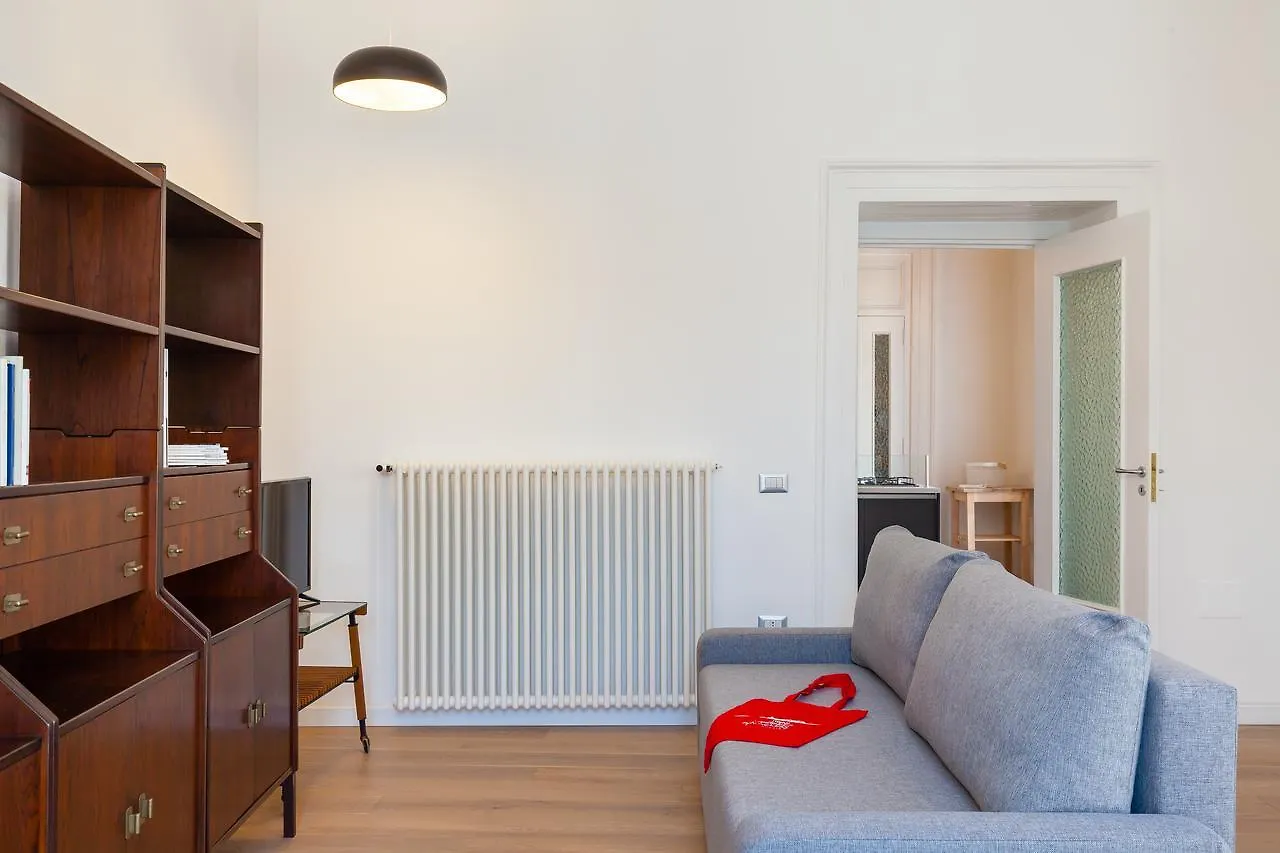 Bosco Di Capodimonte - Bh 106 Apartman Nápoly 0*,  Olaszország